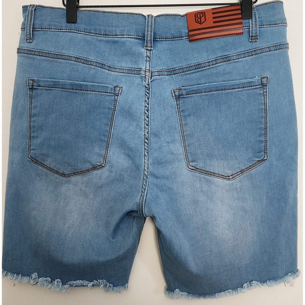 Born Primitive Women Light Wash Frayed Hem Denim Shorts XL Stretch BermudaCutoff - Picture 3 of 7